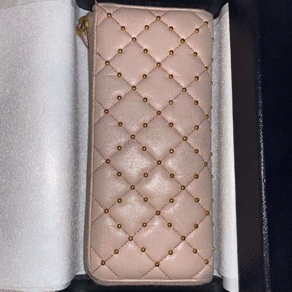 PRADA Authentic Wallet - Picture 7 of 16